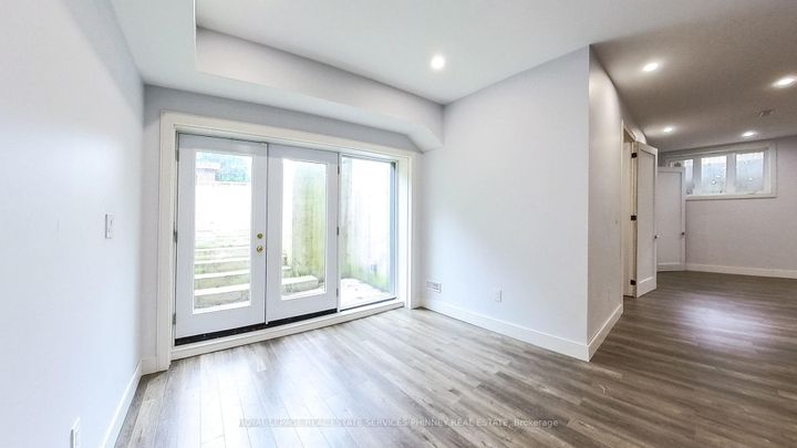 Photo 27 at 1029 Lorne Park Road, Lorne Park, Mississauga