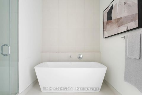 Photo 13 at TH121 - 259 The Kingsway, Humber Valley, Toronto