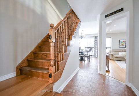 Photo 4 at 47 Maple Crown Terrace, Shore, Barrie