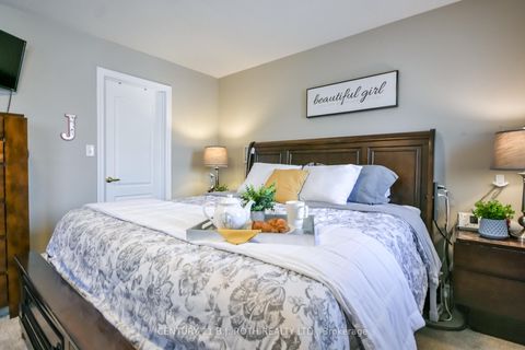 Photo 16 at 47 Maple Crown Terrace, Shore, Barrie