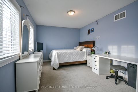 Photo 24 at 47 Maple Crown Terrace, Shore, Barrie