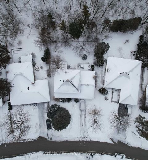 Photo 1 at 111 Camlaren Crescent, Kleinburg, Vaughan