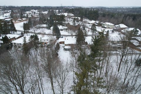 Photo 7 at 111 Camlaren Crescent, Kleinburg, Vaughan