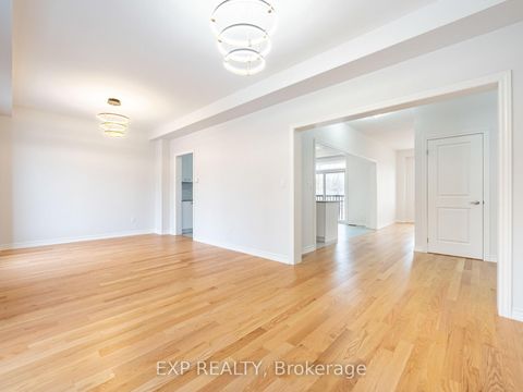 Photo 12 at 51 Ahchie Court, Patterson, Vaughan