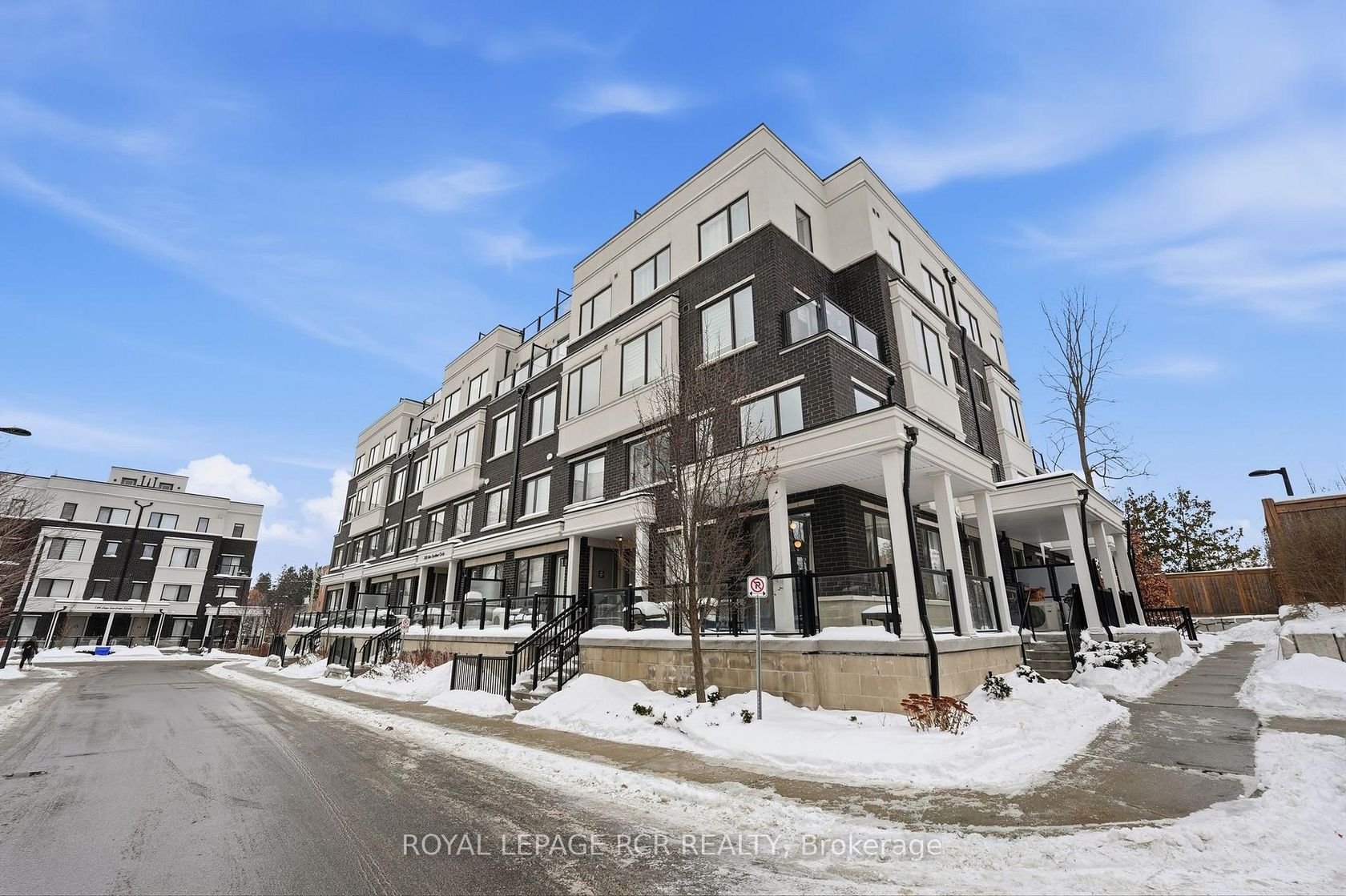 36 - 200 Alex Gardner Circle, Aurora Village, Aurora photo number 2