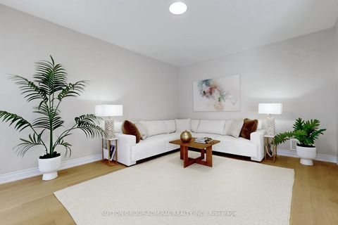 Photo 3 at 85 Coral Acres Drive, Patterson, Vaughan