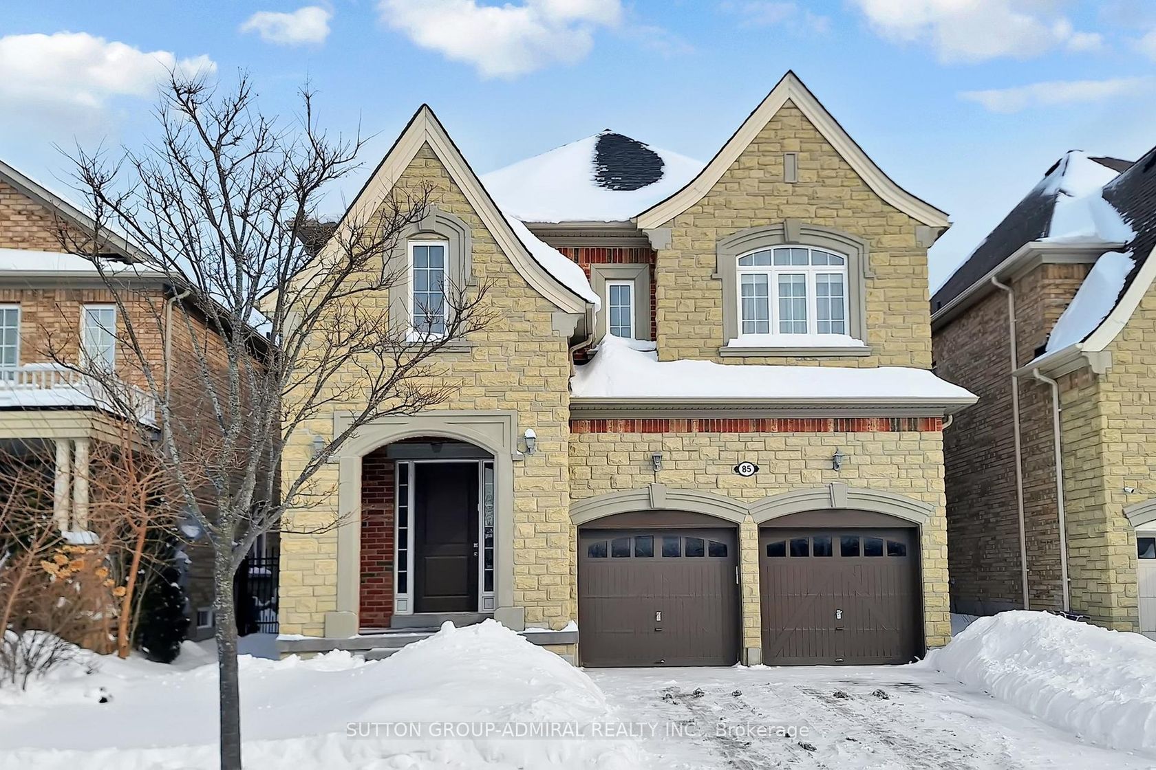 85 Coral Acres Drive, Patterson, Vaughan photo number 2