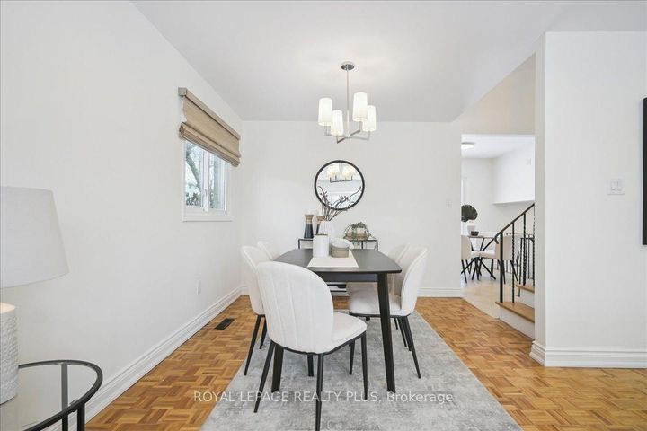 Photo 6 at 3655 Burnbrae Drive, Erindale, Mississauga