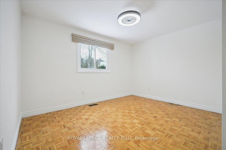 Photo 19 at 3655 Burnbrae Drive, Erindale, Mississauga