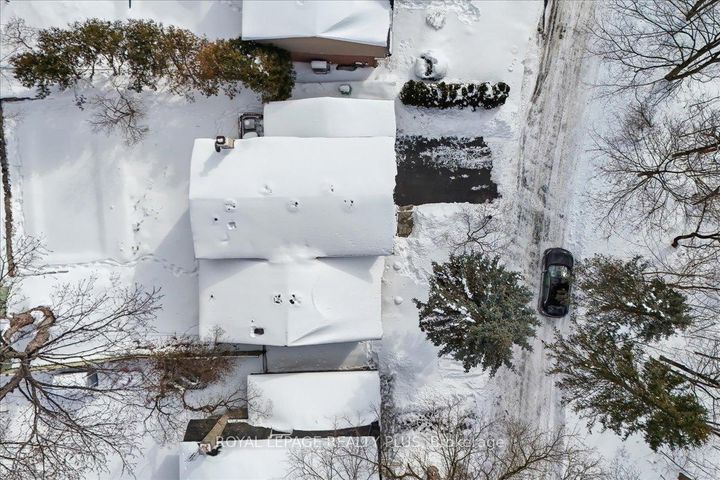 Photo 29 at 3655 Burnbrae Drive, Erindale, Mississauga