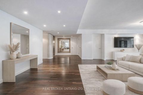 Photo 1 at 201 - 500 Wellington Street W, Waterfront Communities C1, Toronto