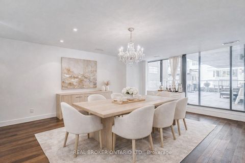 Photo 2 at 201 - 500 Wellington Street W, Waterfront Communities C1, Toronto