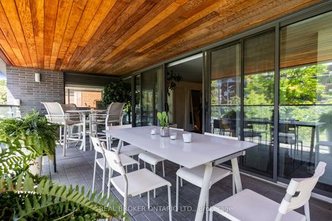 Photo 10 at 201 - 500 Wellington Street W, Waterfront Communities C1, Toronto