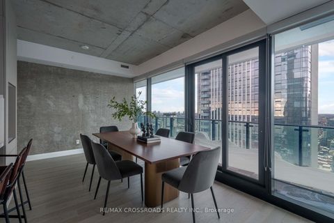 Photo 11 at 4401 - 224 King Street W, Waterfront Communities C1, Toronto