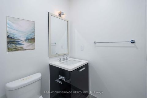 Photo 12 at 4401 - 224 King Street W, Waterfront Communities C1, Toronto