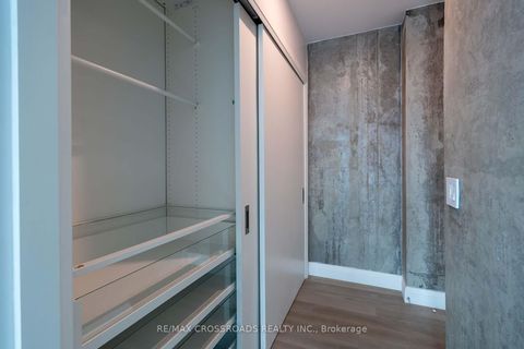 Photo 36 at 4401 - 224 King Street W, Waterfront Communities C1, Toronto