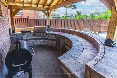 Photo 15 at 66 Raquel Street, Painswick South, Barrie