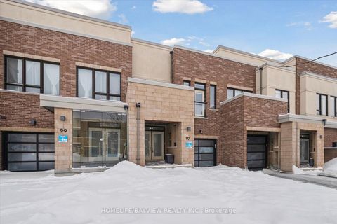 Photo 3 at 97 Dariole Drive, Rural Richmond Hill, Richmond Hill