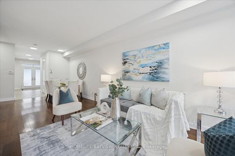 Photo 8 at 97 Dariole Drive, Rural Richmond Hill, Richmond Hill