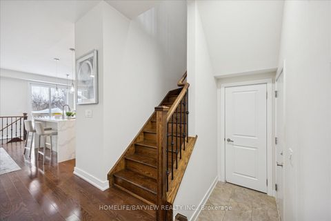 Photo 16 at 97 Dariole Drive, Rural Richmond Hill, Richmond Hill