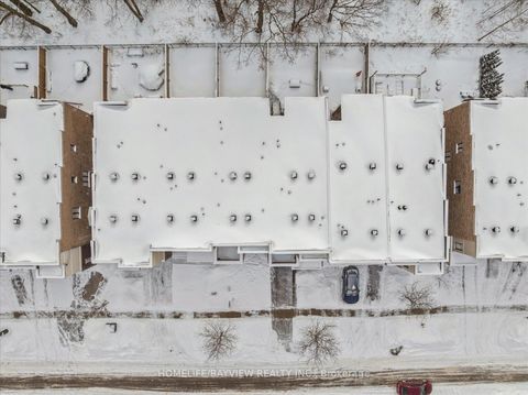 Photo 37 at 97 Dariole Drive, Rural Richmond Hill, Richmond Hill