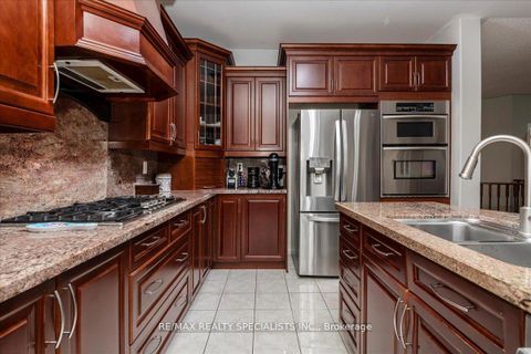 Photo 11 at 1165 Mitchell Court, Alcona, Innisfil