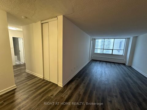 Photo 6 at 1616 - 320 Dixon Road, The Westway, Toronto