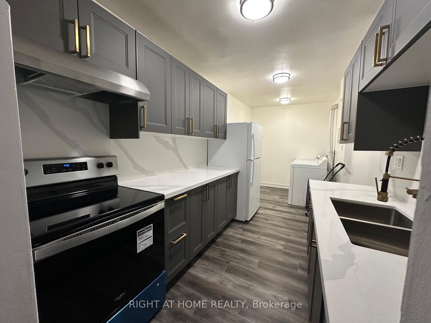 1616 - 320 Dixon Road, The Westway, Toronto 