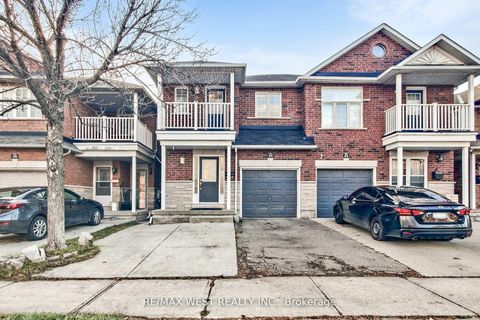 Photo 0 at 40 San Gabriele Place, Humber Summit, Toronto