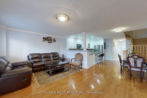 Photo 6 at 40 San Gabriele Place, Humber Summit, Toronto