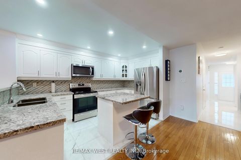 Photo 8 at 40 San Gabriele Place, Humber Summit, Toronto