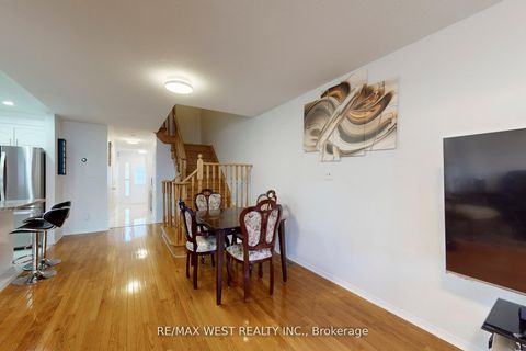Photo 14 at 40 San Gabriele Place, Humber Summit, Toronto