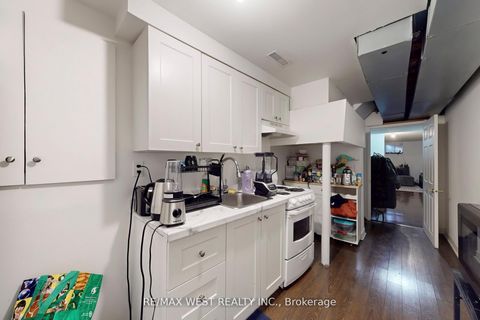 Photo 41 at 40 San Gabriele Place, Humber Summit, Toronto