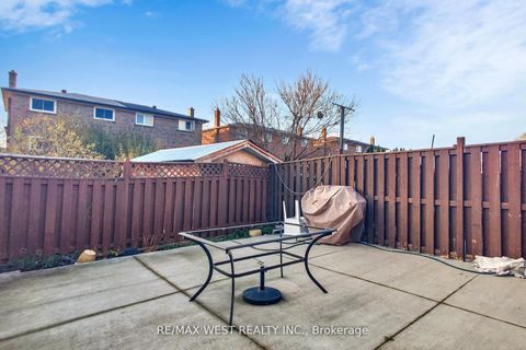 Photo 48 at 40 San Gabriele Place, Humber Summit, Toronto