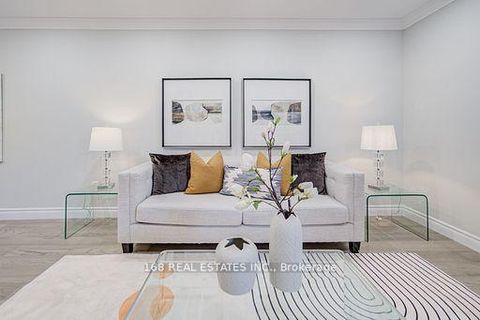 Photo 9 at 65 Rejane Crescent, Yorkhill, Vaughan