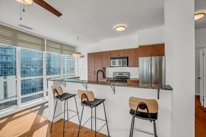 Photo 6 at PH7 - 185 Legion Road N, Mimico, Toronto