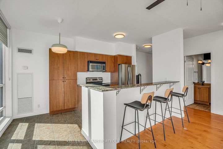 Photo 7 at PH7 - 185 Legion Road N, Mimico, Toronto