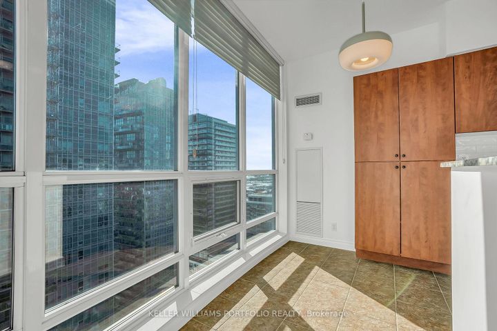 Photo 12 at PH7 - 185 Legion Road N, Mimico, Toronto