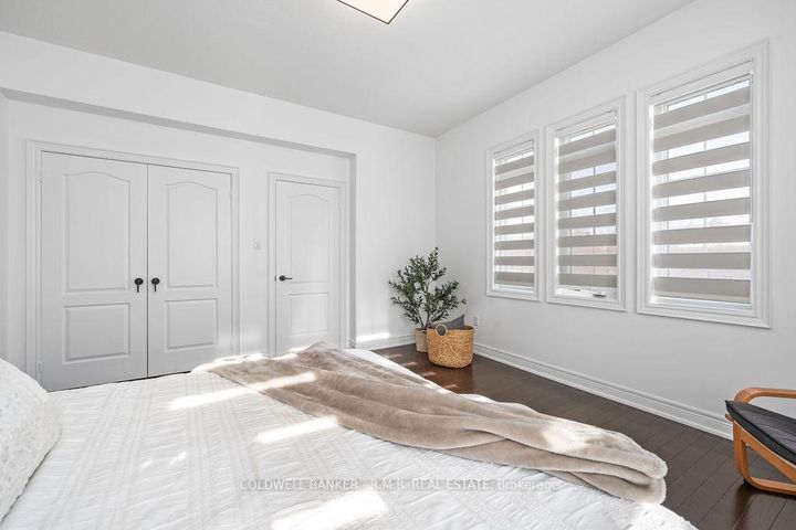 Photo 27 at 8 Valley Vista Drive, Patterson, Vaughan