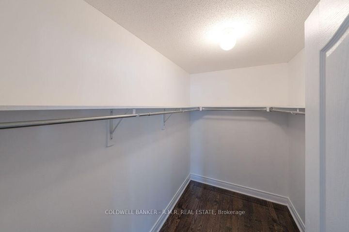 Photo 38 at 8 Valley Vista Drive, Patterson, Vaughan