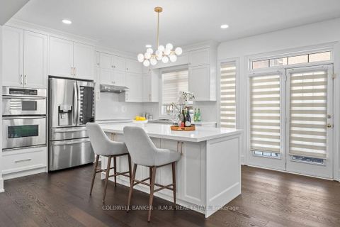 Photo 12 at 8 Valley Vista Drive, Patterson, Vaughan