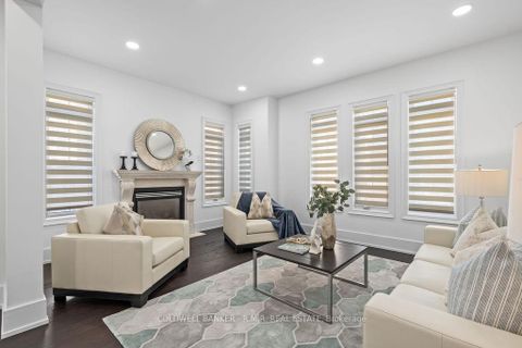 Photo 15 at 8 Valley Vista Drive, Patterson, Vaughan