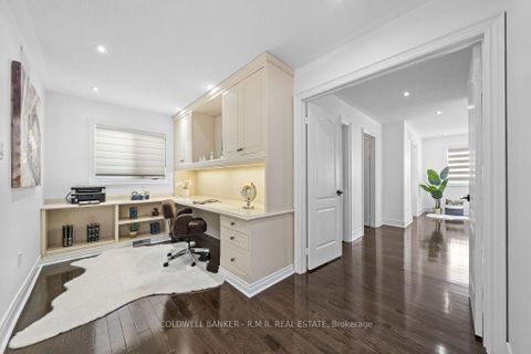 Photo 18 at 8 Valley Vista Drive, Patterson, Vaughan