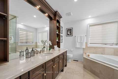 Photo 22 at 8 Valley Vista Drive, Patterson, Vaughan