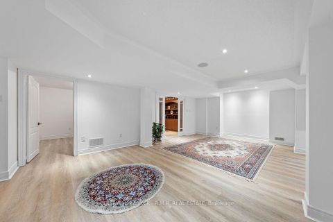 Photo 31 at 8 Valley Vista Drive, Patterson, Vaughan