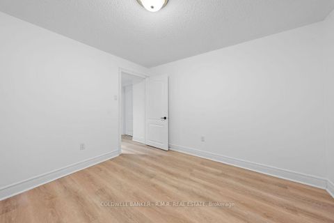 Photo 35 at 8 Valley Vista Drive, Patterson, Vaughan