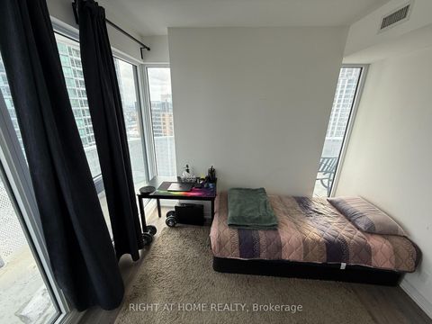 Photo 7 at 1811 - 15 Holmes Avenue, Willowdale East, Toronto