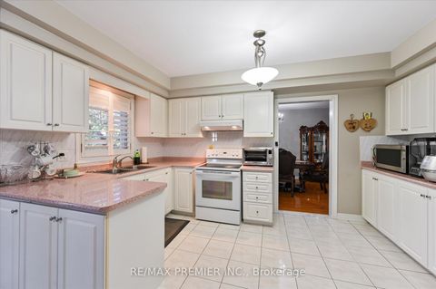 Photo 8 at 581 Wycliffe Avenue, Islington Woods, Vaughan