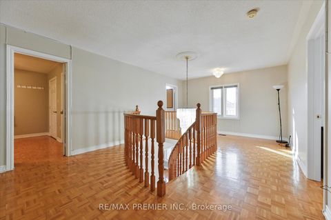 Photo 10 at 581 Wycliffe Avenue, Islington Woods, Vaughan