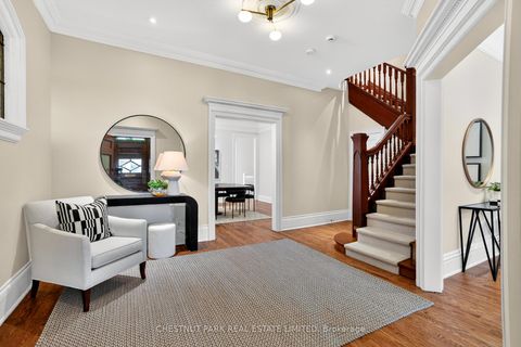 Photo 2 at 46 Admiral Road, Annex, Toronto